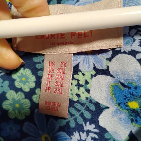 Laurie Felt womens Button Blouse Blue Floral Sz 2X Butterfly Sleeve boho fairy - Picture 3 of 7